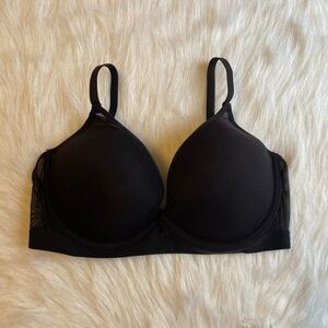 Maidenform Black‎ Underwired Lightly Lined 34D Bra